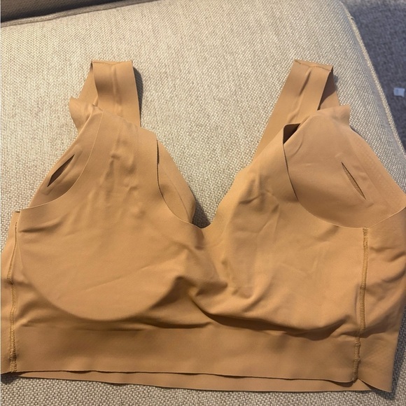 EBY wireless bralette - Picture 2 of 3